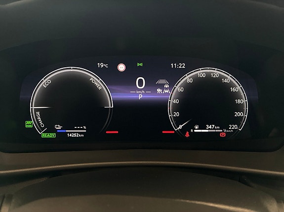 Toyota C-HR 17 of 23