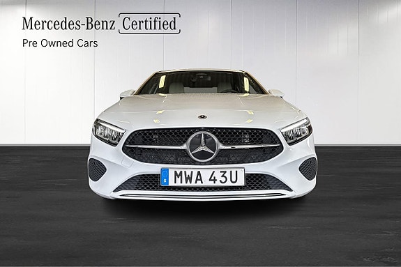 Mercedes-Benz A200 2 of 19