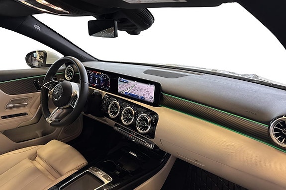 Mercedes-Benz A200 14 of 19