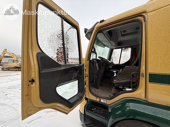 Volvo FL 4x2 liftdumper 10 of 27