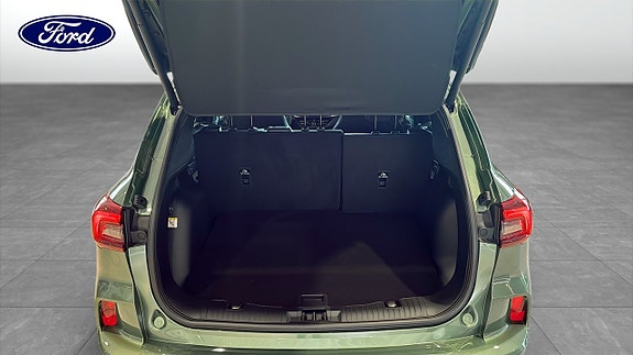 Ford Kuga 10 of 12