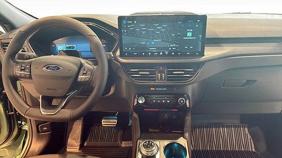 Ford Kuga 4 of 12