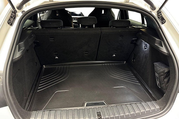 BMW 118i 15 of 16