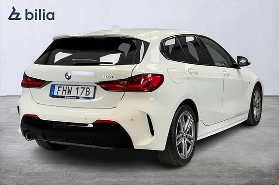BMW 118i 6 of 16