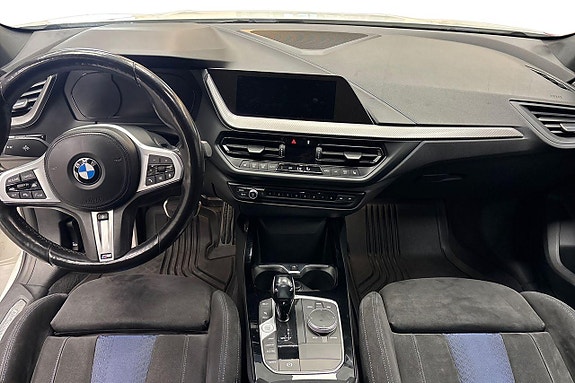 BMW 118i 12 of 16