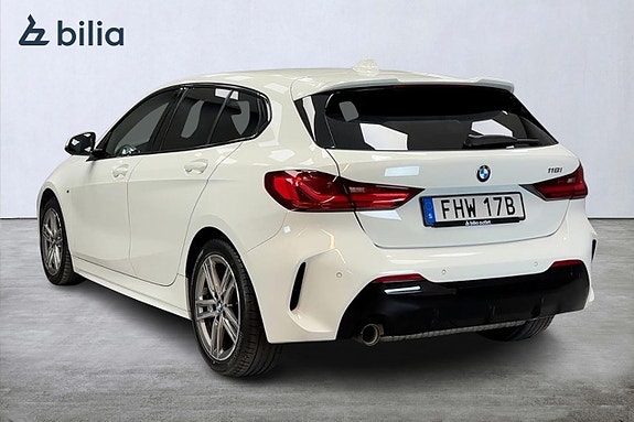 BMW 118i 5 of 16