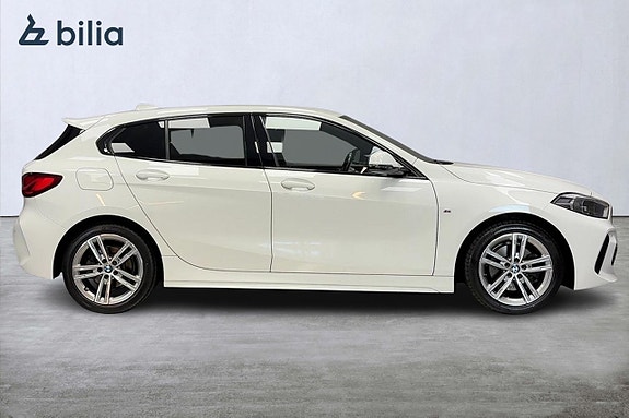 BMW 118i 3 of 16