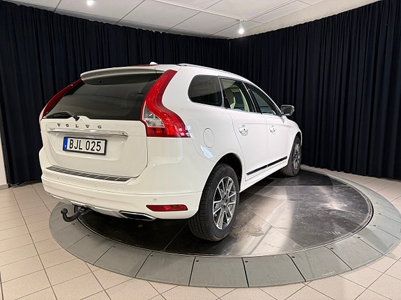 Volvo XC60 6 of 14