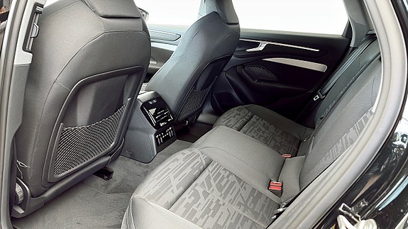 Audi A6 12 of 13