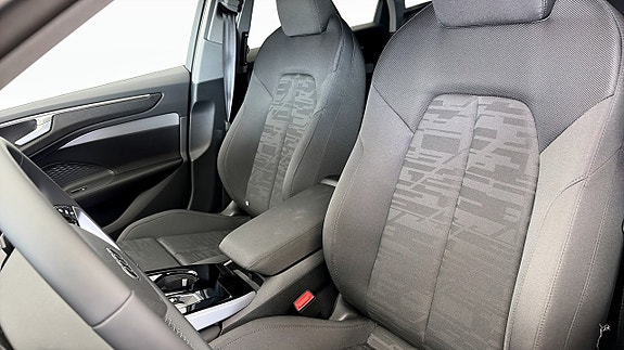 Audi A6 8 of 13