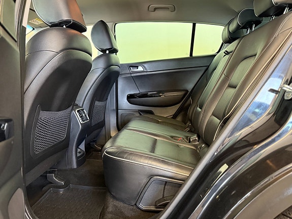 Kia Sportage 16 of 18