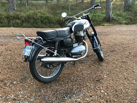 Jawa/CZ 250/590 Californian 5 of 7