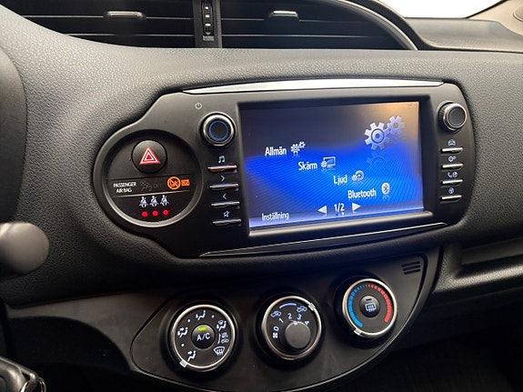 Toyota Yaris 18 of 18