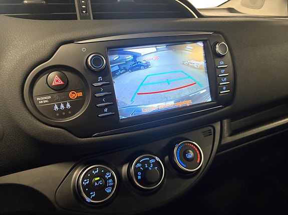 Toyota Yaris 17 of 18