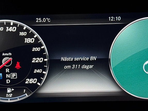 Mercedes-Benz E220 d 11 of 23