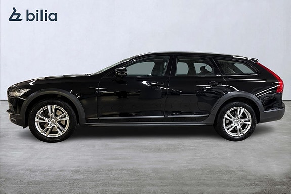 Volvo V90 Cross Country 3 of 22