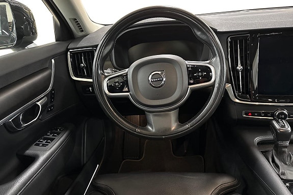 Volvo V90 Cross Country 11 of 22