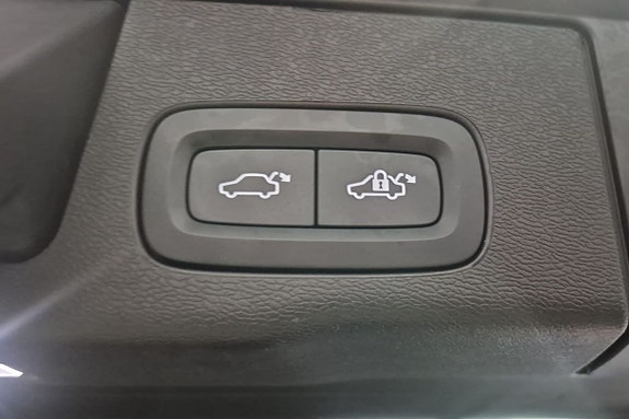 Volvo XC60 21 of 23