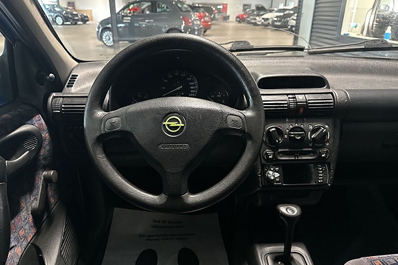 Opel Corsa 10 of 15
