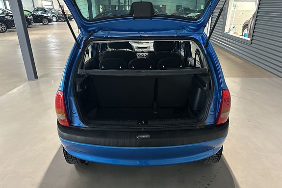 Opel Corsa 15 of 15