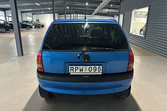 Opel Corsa 5 of 15