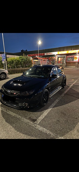 Subaru Impreza 4 of 10
