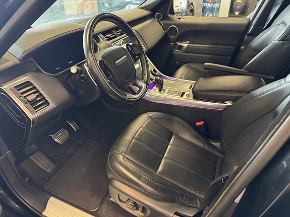 Land Rover Range Rover Sport 14 of 27