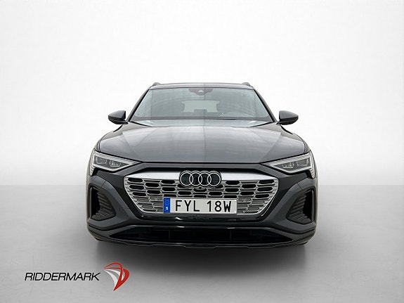 Audi Q8 e-tron 3 of 30