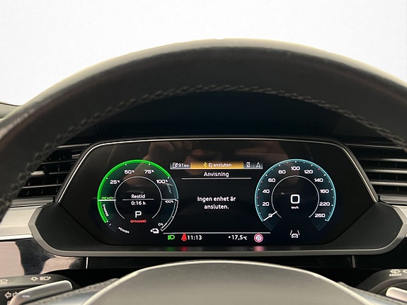 Audi Q8 e-tron 20 of 30