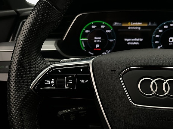 Audi Q8 e-tron 29 of 30