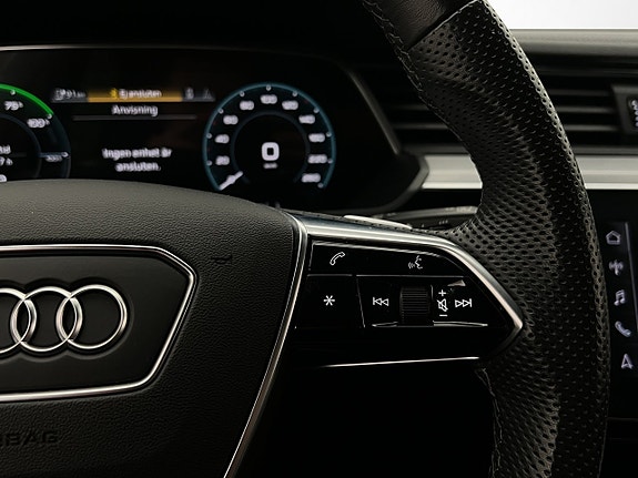 Audi Q8 e-tron 30 of 30
