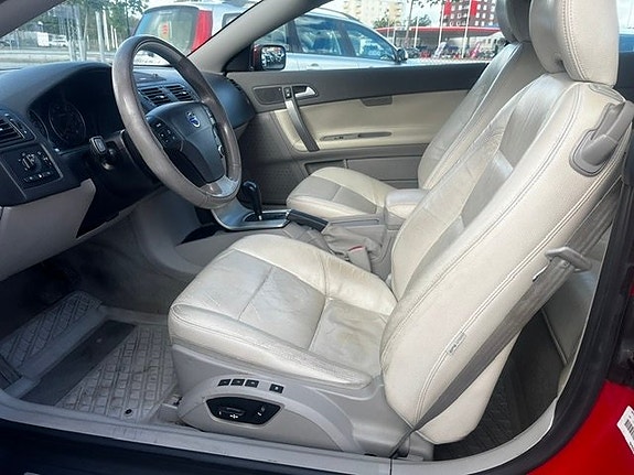 Volvo C70 11 of 11