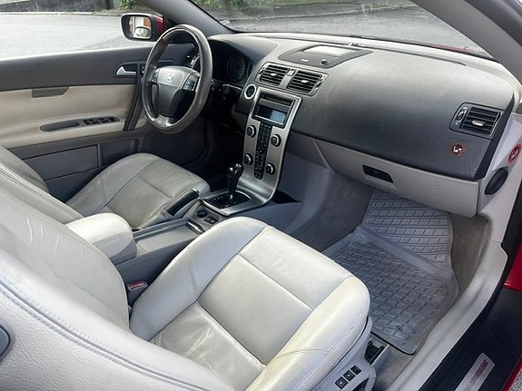Volvo C70 10 of 11