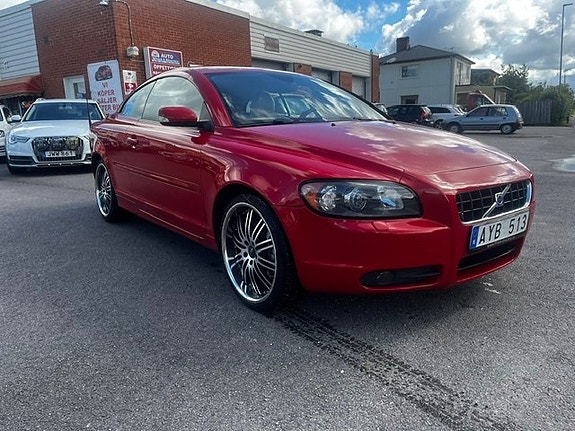 Volvo C70 2 of 11