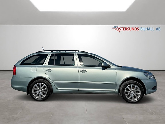 Skoda Octavia 6 of 11