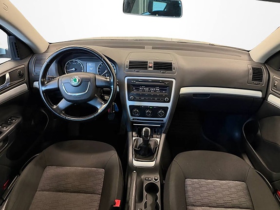 Skoda Octavia 9 of 11