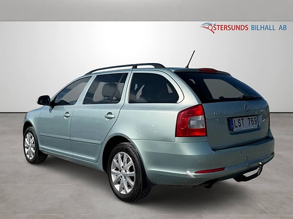 Skoda Octavia 7 of 11