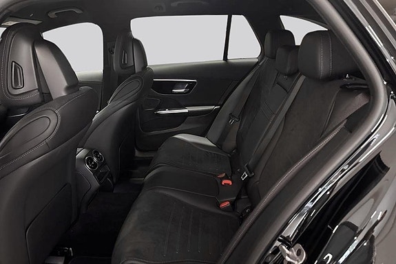 Mercedes-Benz C300 de 9 of 14