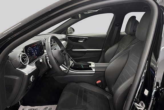 Mercedes-Benz C300 de 8 of 14