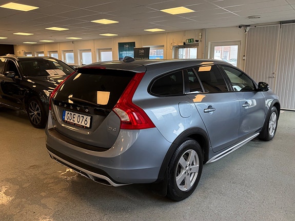 Volvo V60 Cross Country 10 of 30