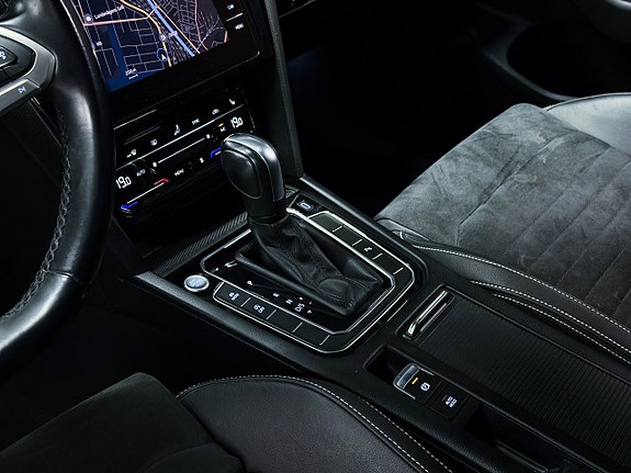 Volkswagen Passat 7 of 17
