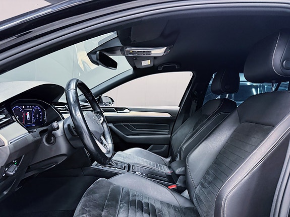 Volkswagen Passat 10 of 17