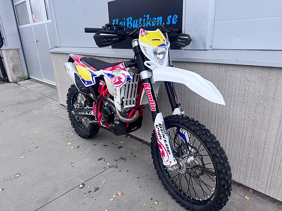 Beta 350 2 of 6
