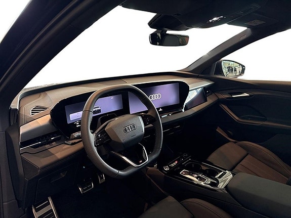 Audi Q6 e-tron 10 of 12
