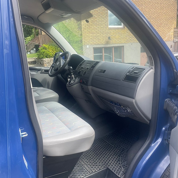 Volkswagen Transporter 4 of 4