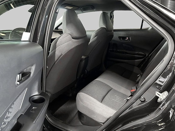 Toyota C-HR 10 of 18