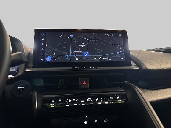 Toyota C-HR 15 of 18