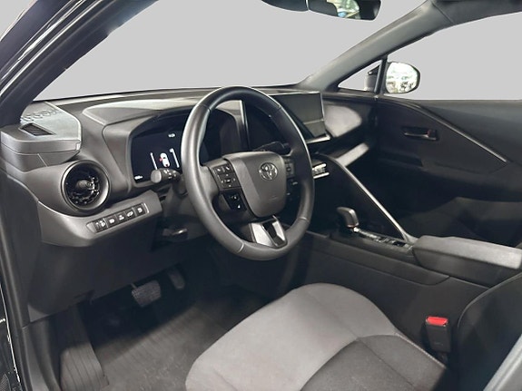 Toyota C-HR 13 of 18
