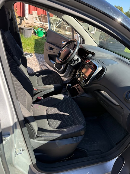 Renault Captur 10 of 10