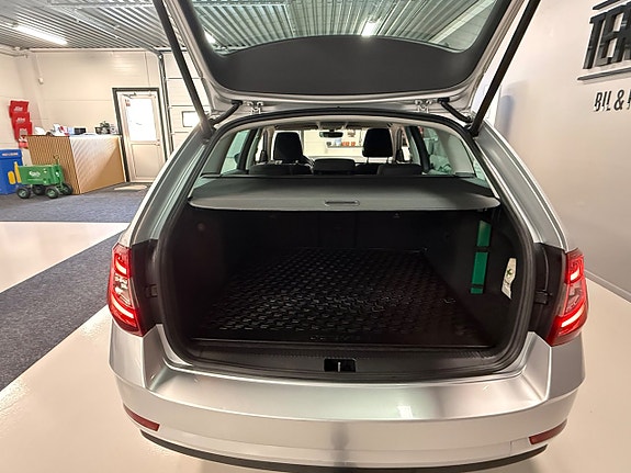 Skoda Octavia 8 of 22